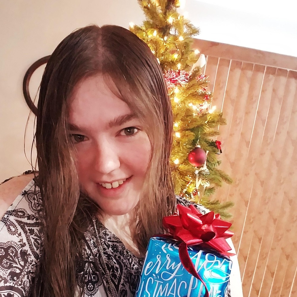 Meet your Posher, Allyssa